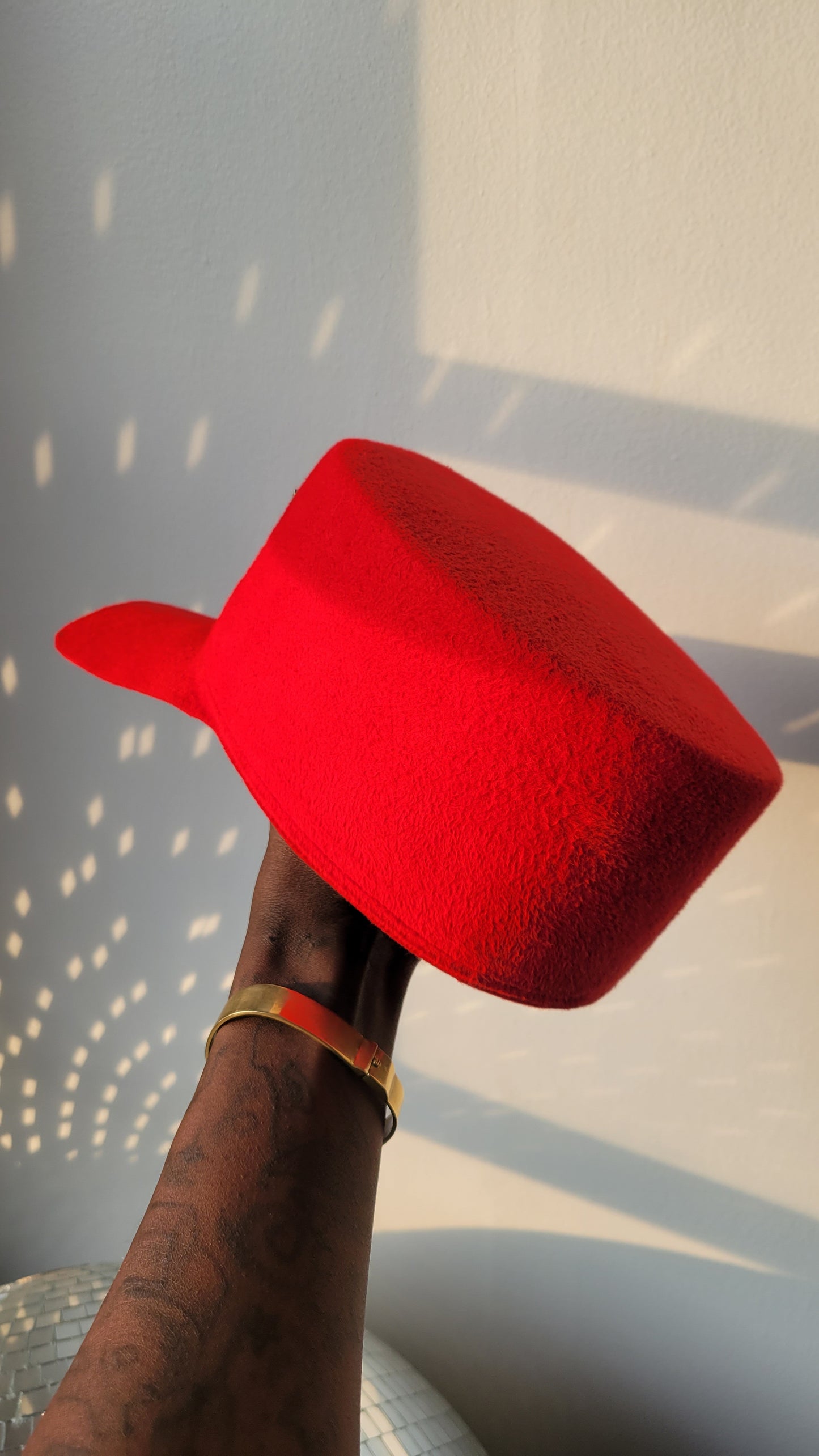 Flamma-Red Rhea Cap limited Edition