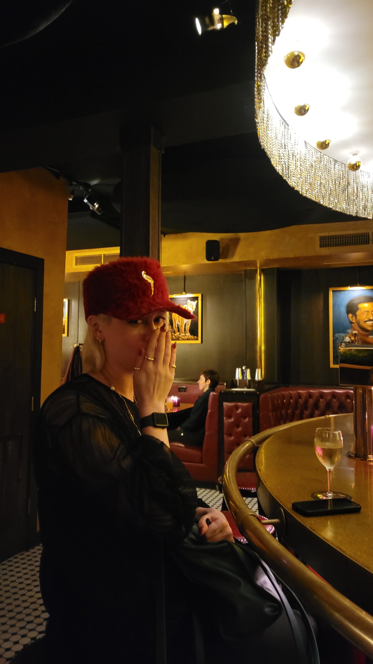 Rhea cap Red Angora