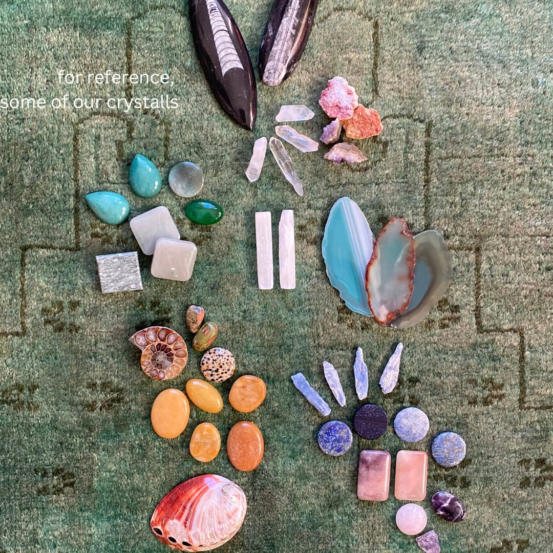 The Oliver with one-of-its-kind brooch
