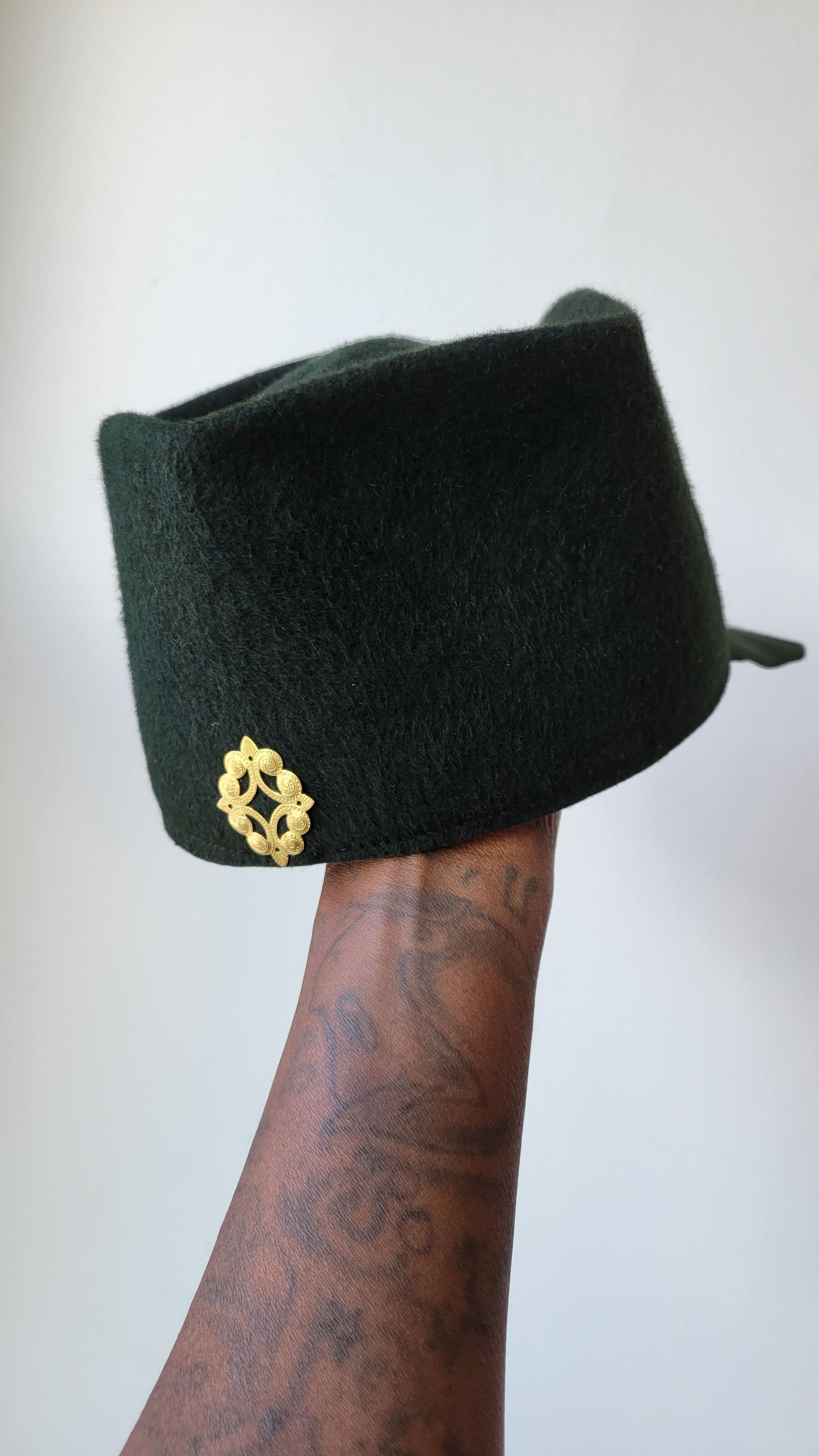 Forest green Tristan cap